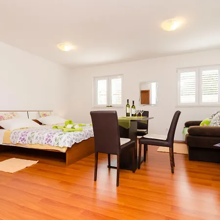 Ira * Дубровник