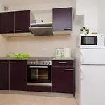 Ira شقة *