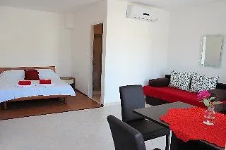 Ira Dubrovnik