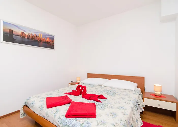 Ira Apartament *