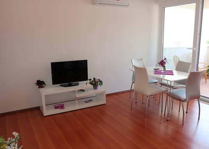 Ira Apartament *